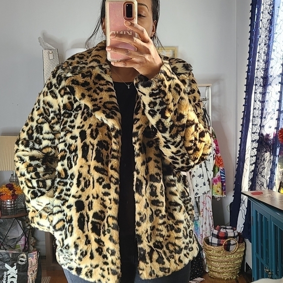 Leopard Faux Fur Coat Sz M - Picture 5 of 17